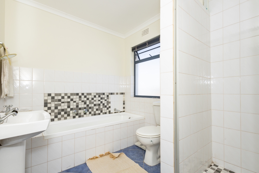 3 Bedroom Property for Sale in Table View Western Cape